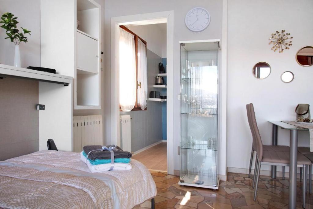 Ferienwohnung Studio Belvedere Brezzo Екстериор снимка